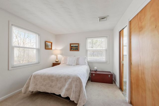 20 Donna Rd, Chelmsford, MA 01824