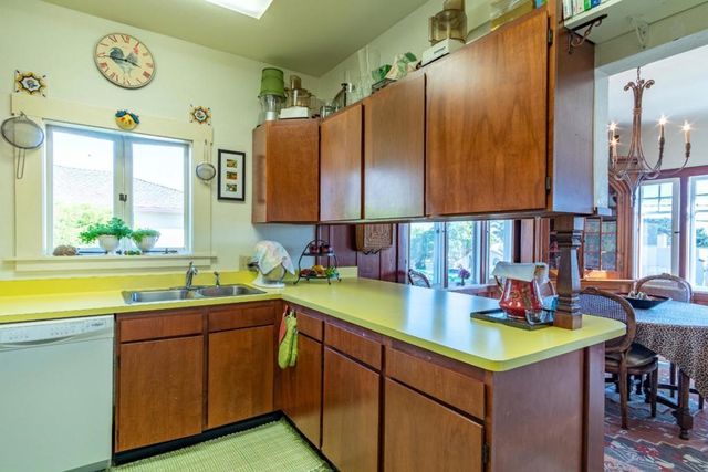 372 Monroe Street, Monterey, CA 93940