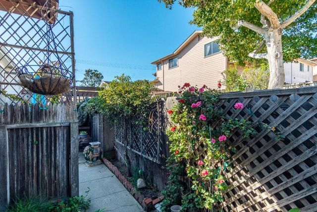 372 Monroe Street, Monterey, CA 93940