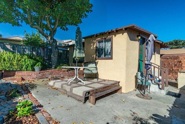 372 Monroe Street, Monterey, CA 93940