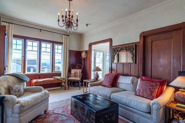 372 Monroe Street, Monterey, CA 93940