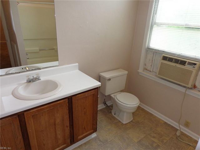 407 Fairfax Ave Apt 102, Norfolk, VA 23507