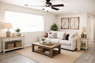 15354 Kiamichi Rd, Apple Valley, CA 92307