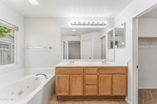 45334 Stadium Lane, Lancaster, CA 93535