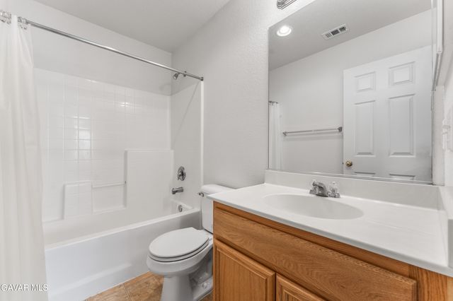 45334 Stadium Lane, Lancaster, CA 93535