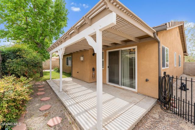 45334 Stadium Lane, Lancaster, CA 93535