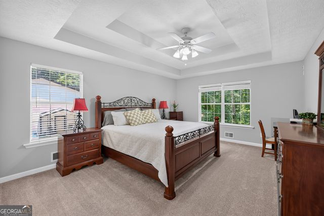 1074 Westchester Drive SW, Lilburn, GA 30047