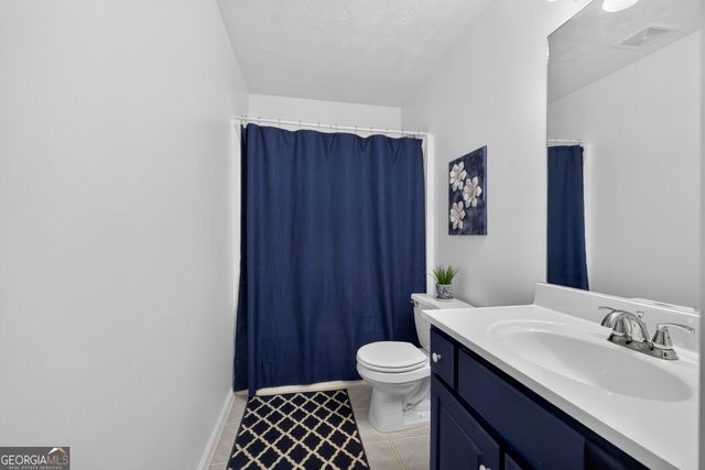 1074 Westchester Drive SW, Lilburn, GA 30047