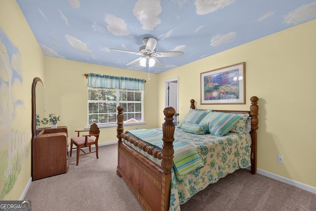 1074 Westchester Drive SW, Lilburn, GA 30047