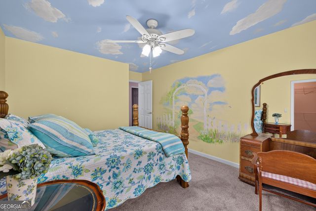 1074 Westchester Drive SW, Lilburn, GA 30047
