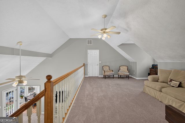 1074 Westchester Drive SW, Lilburn, GA 30047