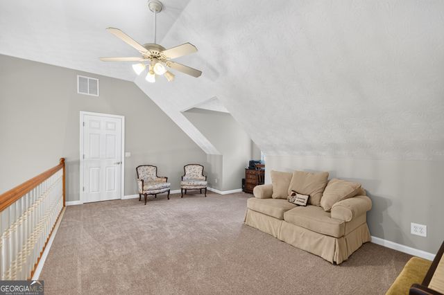 1074 Westchester Drive SW, Lilburn, GA 30047