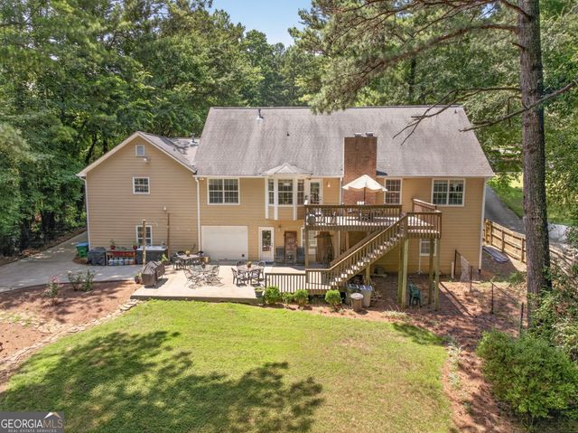 1074 Westchester Drive SW, Lilburn, GA 30047
