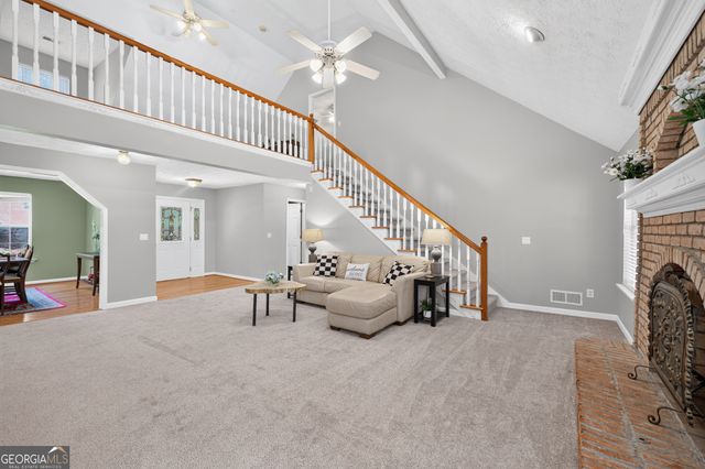 1074 Westchester Drive SW, Lilburn, GA 30047