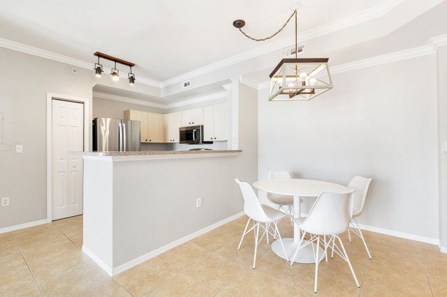 1801 N Flagler Drive 903, West Palm Beach, FL 33407