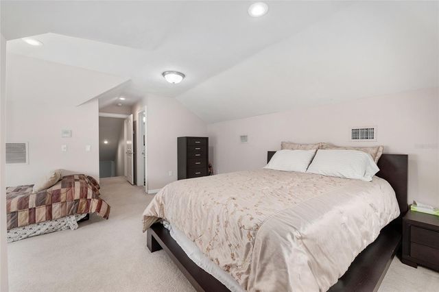 1446 SW 87TH STREET, Gainesville, FL 32607