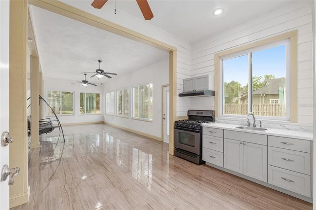 1446 SW 87TH STREET, Gainesville, FL 32607