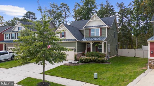 8220 HICKORY HOLLOW DR, Glen Burnie, MD 21060