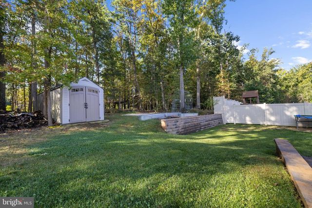 8220 HICKORY HOLLOW DR, Glen Burnie, MD 21060