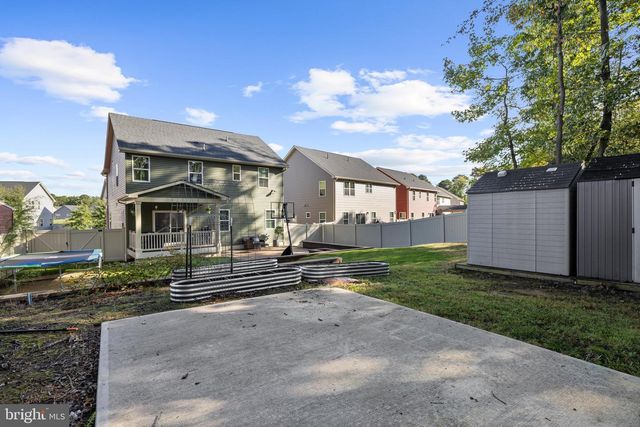 8220 HICKORY HOLLOW DR, Glen Burnie, MD 21060