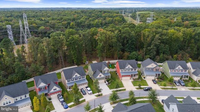 8220 HICKORY HOLLOW DR, Glen Burnie, MD 21060