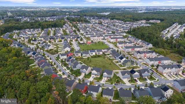 8220 HICKORY HOLLOW DR, Glen Burnie, MD 21060