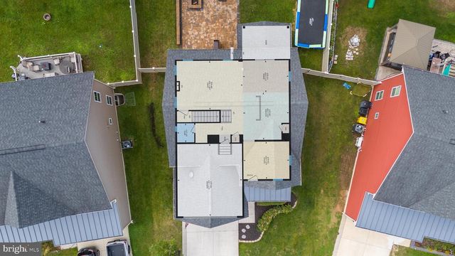 8220 HICKORY HOLLOW DR, Glen Burnie, MD 21060