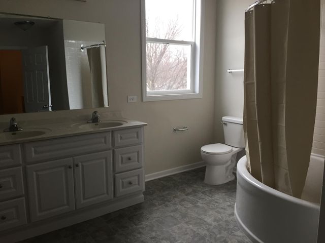 2506 7th Avenue E, North Saint Paul, MN 55109