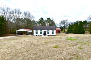 412 Eells St, Loretto, TN 38469
