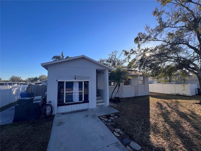 520 FAIRHOPE DRIVE, Apollo Beach, FL 33572