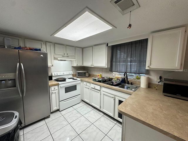 520 FAIRHOPE DRIVE, Apollo Beach, FL 33572