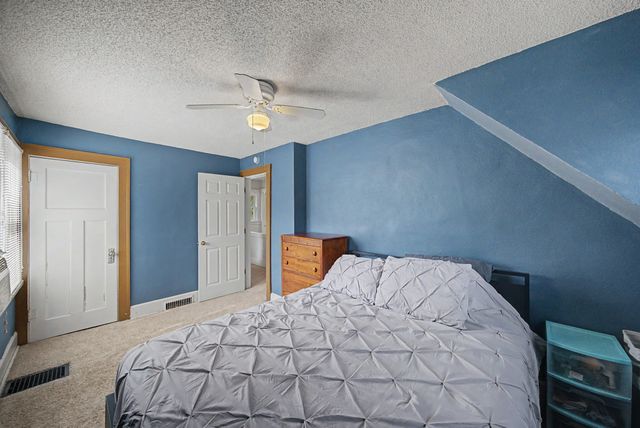 285 NW Aurora Avenue, Des Moines, IA 50313