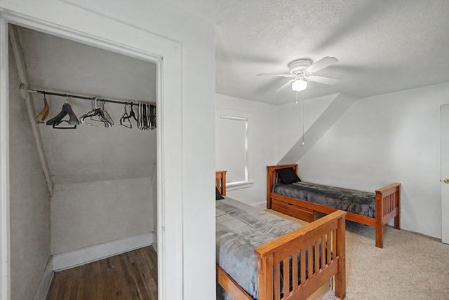 285 NW Aurora Avenue, Des Moines, IA 50313