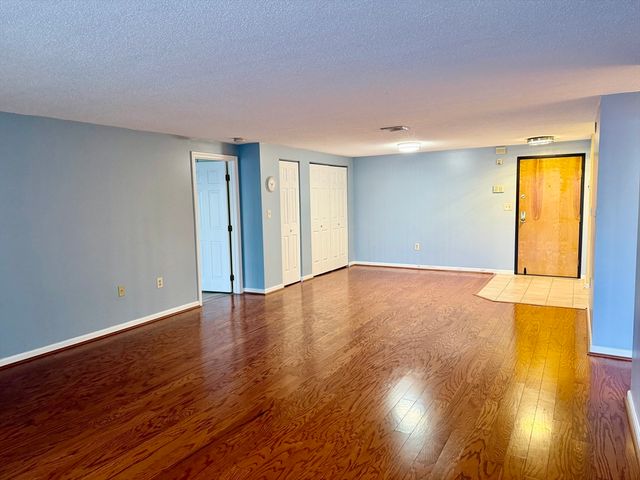 8 Ninth 111, Medford, MA 02155