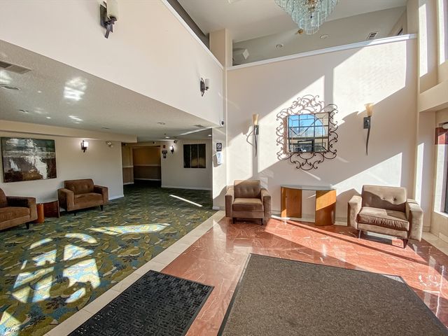 8 Ninth 111, Medford, MA 02155