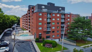 8 Ninth 111, Medford, MA 02155