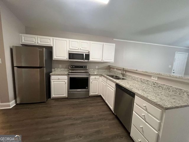 565 Rustwood Drive, Athens, GA 30606