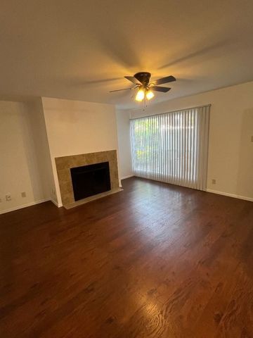 4020 Rawlins Street 101, Dallas, TX 75219