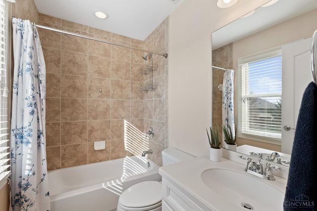 6738 Cherry Leaf Court, Deerfield Twp., OH 45040