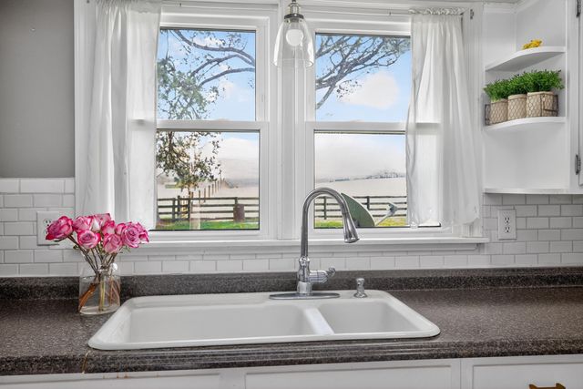 2780 Switzer Road, Frankfort, KY 40601