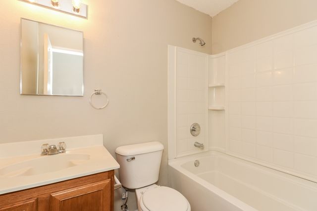 8404 Plantain Court, Arlington, TX 76002