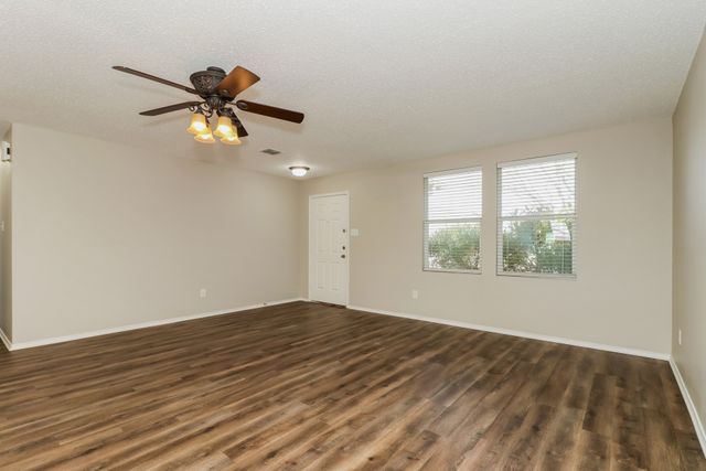 8404 Plantain Court, Arlington, TX 76002