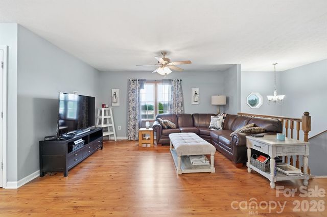 3868 W Nc 10 Highway, Newton, NC 28658
