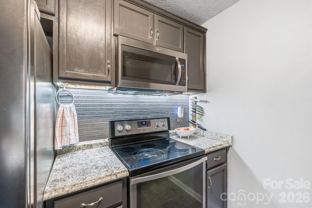 3868 W Nc 10 Highway, Newton, NC 28658