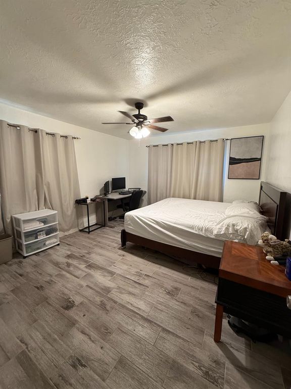 2105 N Archie Avenue, Fresno, CA 93703