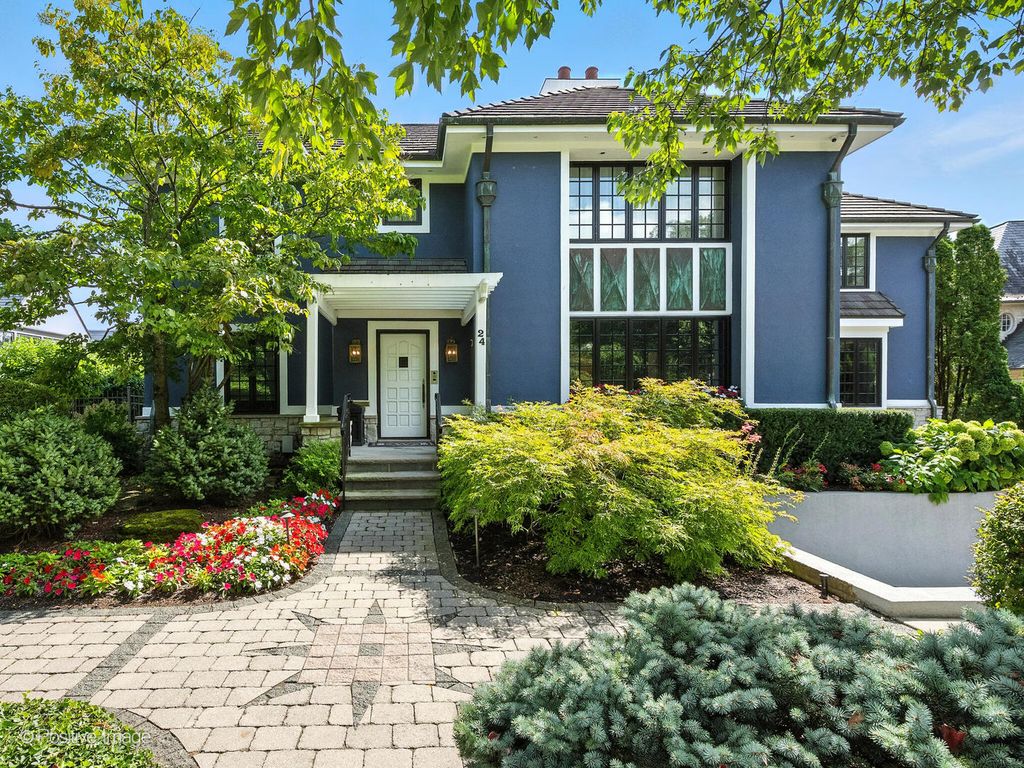 24 S WASHINGTON Circle, Hinsdale, IL 60521