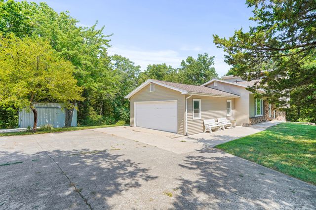 205 W AKEMAN BRIDGE RD, Columbia, MO 65202