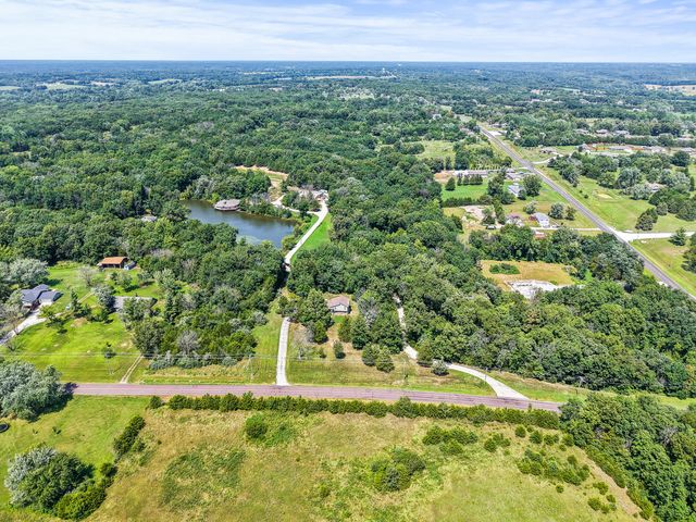 205 W AKEMAN BRIDGE RD, Columbia, MO 65202