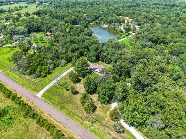 205 W AKEMAN BRIDGE RD, Columbia, MO 65202