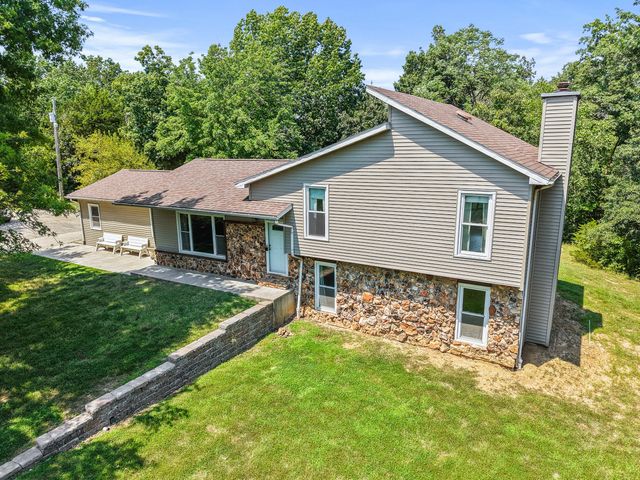 205 W AKEMAN BRIDGE RD, Columbia, MO 65202